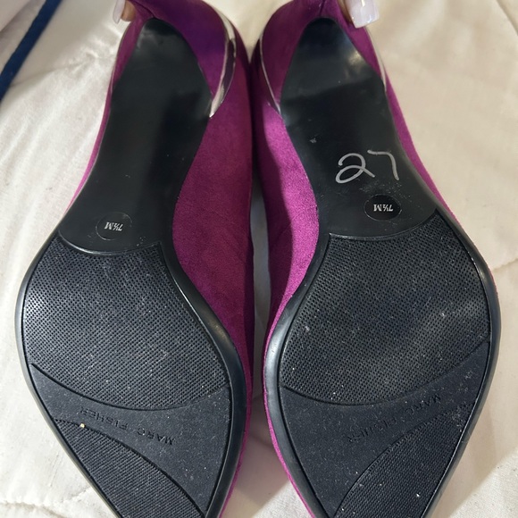 Marc Fisher Purple Heels with Pointed Toe and Stiletto Design - Picture 5 of 5